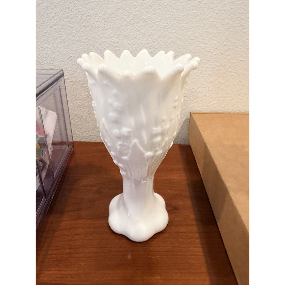 VTG Westmoreland Milk Glass Lily of the Valley Trumpet Vase Ruffled w/ Sticker